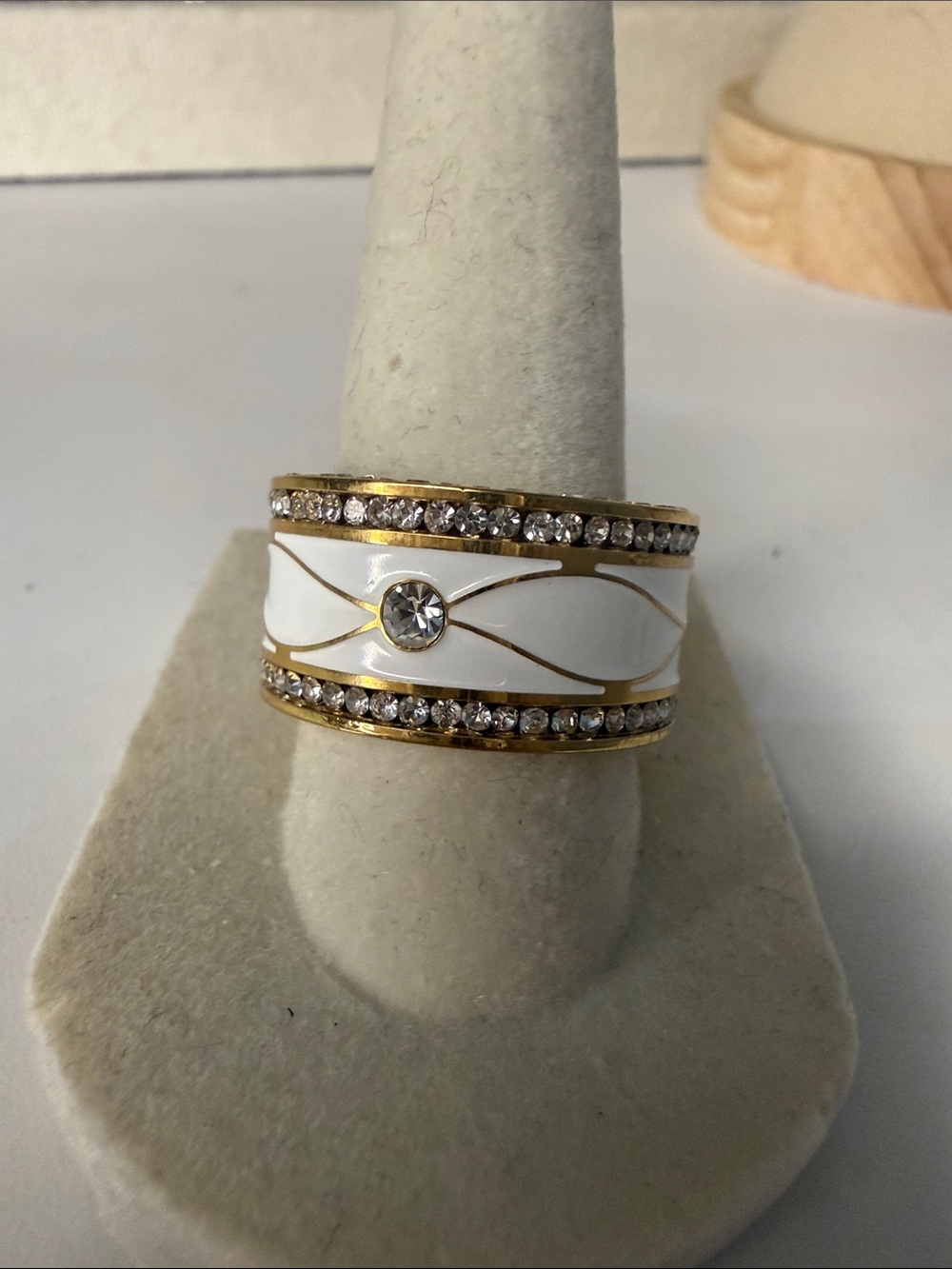 Gold & White Enamel Crystal Accent Wide Band Ring Size 7